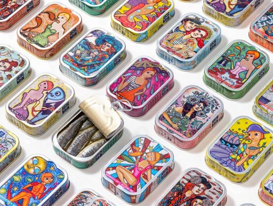 Visuel de La perle des Dieux, boites de sardines colorées