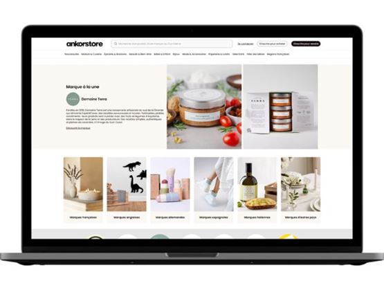 Ordinateur portable sur lequel apparaît le site Ankorstore 