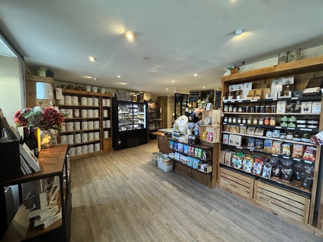 Intérieur boutique Le coin des Saveurs