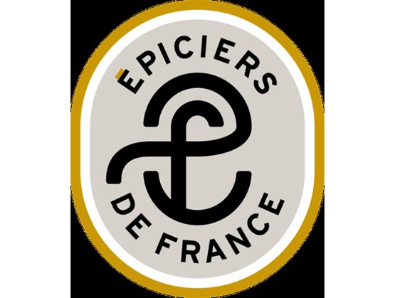 Logo de l’association « Épiciers de France » avec un emblème stylisé noir sur fond gris clair, entouré d’un contour doré et blanc.