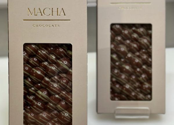 Tablette de chocolat noir fourrée à la pistache d’Iran – MACHA - Coup de coeur du jury